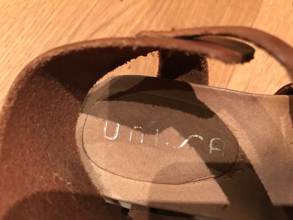 ❤️ Unisa Sandalen 29 braun Gold ❤️ in Eschweiler