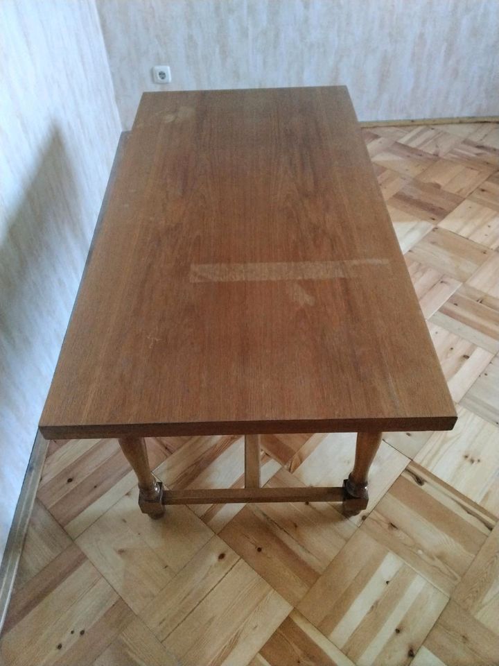 Tisch Holztisch Stubentisch Wohnzimmer Stube Echtholztisch Holz in Kesselsdorf