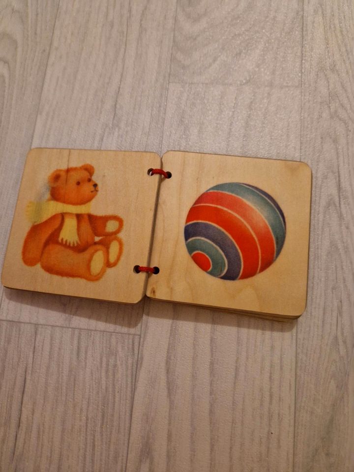 Selecta quiet book holzbuch Rarität Baby Spielzeug in Hamburg