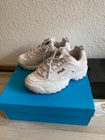 Sport Schuhe groß 37,5 Hannover - Mitte Vorschau
