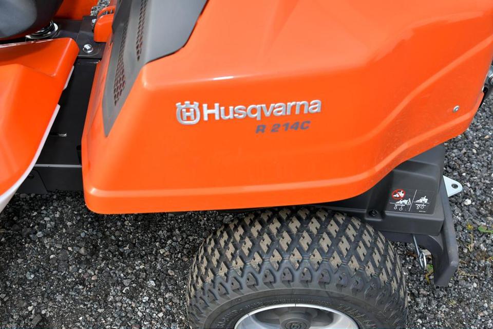 Husqvarna Rider, R214C, Frontmäher, Rasenmäher, Rassentraktor in Bredstedt