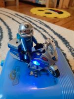 Playmobil Polizist mit Motorrad inklusive Licht Lübeck - St. Lorenz Süd Vorschau