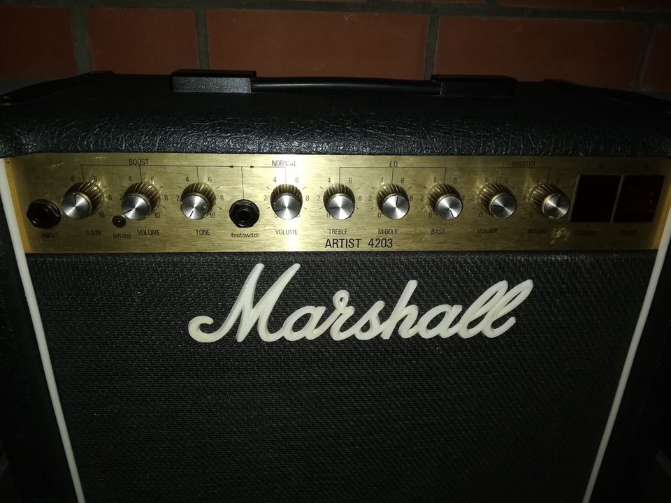 MARSHALL "Artist 4203" Hybrid-Verstärker mit Profi-Case in Göttingen