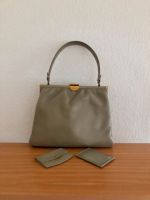 Vintage 50-60-er Henkeltasche Leder grau Spiegel Geldbeutel Baden-Württemberg - Heidelberg Vorschau