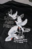 NEU - T-Shirt Love&Peace Backprint Gr.L Hessen - Stadtallendorf Vorschau