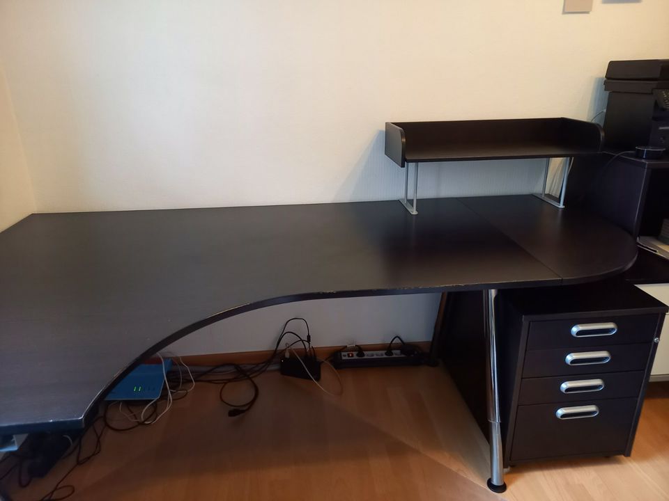 IKEA Galant Schreibtisch in Oberursel (Taunus)