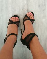 Neue Elegante schwarze Knöchelriemen Sandalen für Damen Gr. 36 Friedrichshain-Kreuzberg - Kreuzberg Vorschau