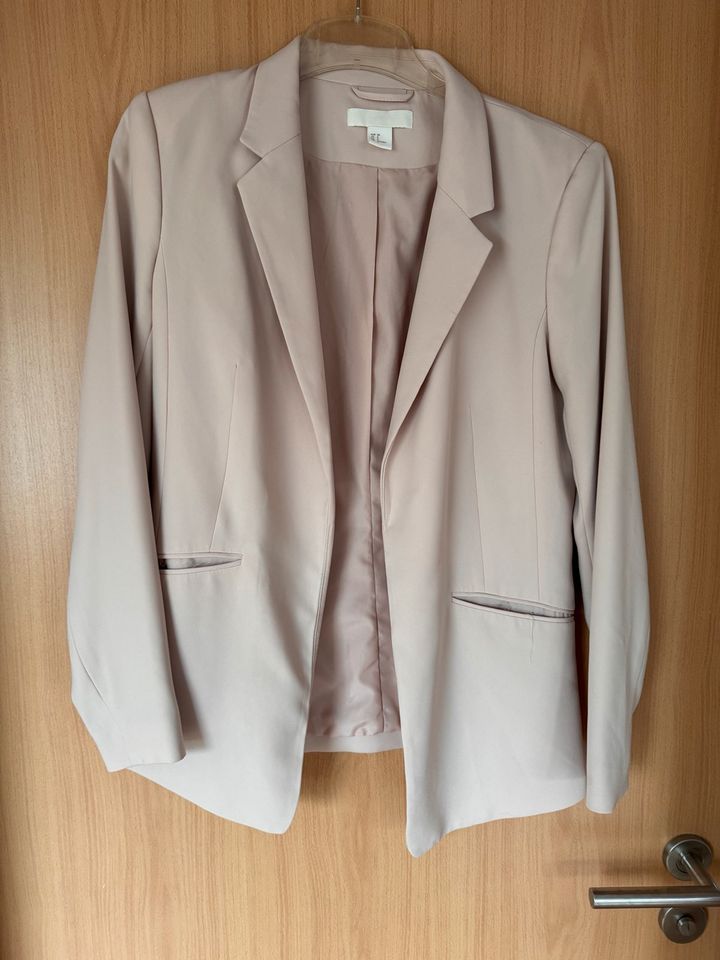 Rosa Blazer von H&M in Eberstadt