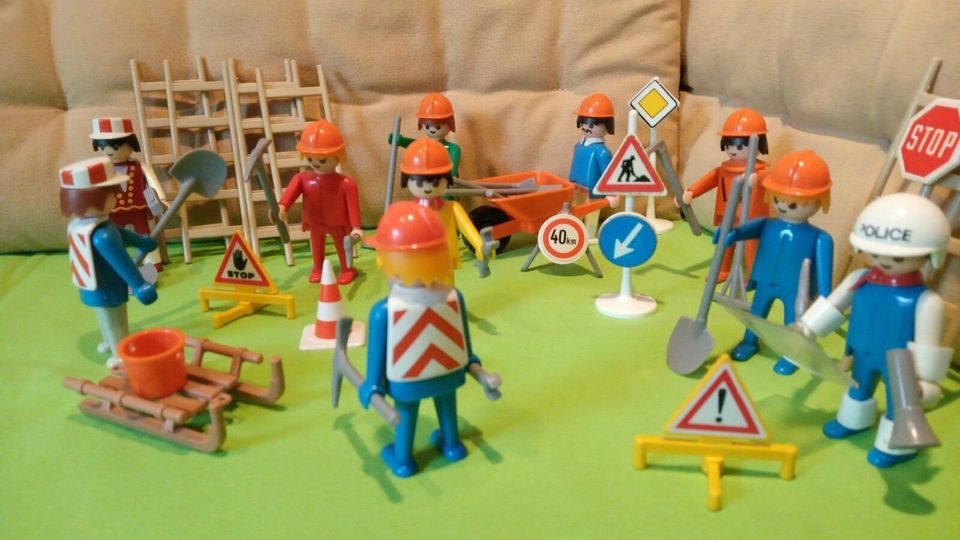 Playmobil Bauarbeiter mit Schubkarre und Zubehör 70er Jahre Retro in Ismaning
