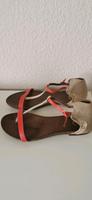 schicke Sandalen flach rot goldfarben, Gr. 39 Sachsen - Pöhl Vorschau