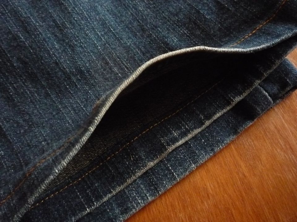 Levis Jeans Straight 512, Größe „14M“ (W36-L30) in Nürnberg (Mittelfr)