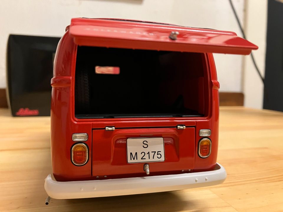 Schuco VW T2a Kasten Bulli  (Porsche Teiledienst) 1:18  OVP in Kierspe