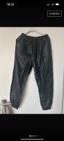 Lederimitat Joggpants Neu schwarz 36-40 Köln - Widdersdorf Vorschau