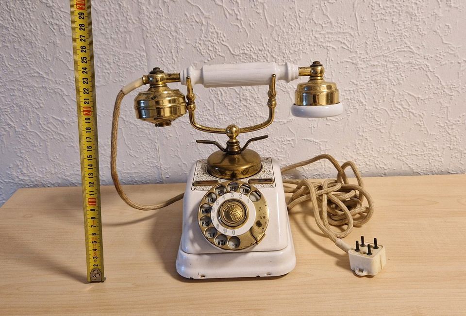 Altes Telefon in Kaisheim