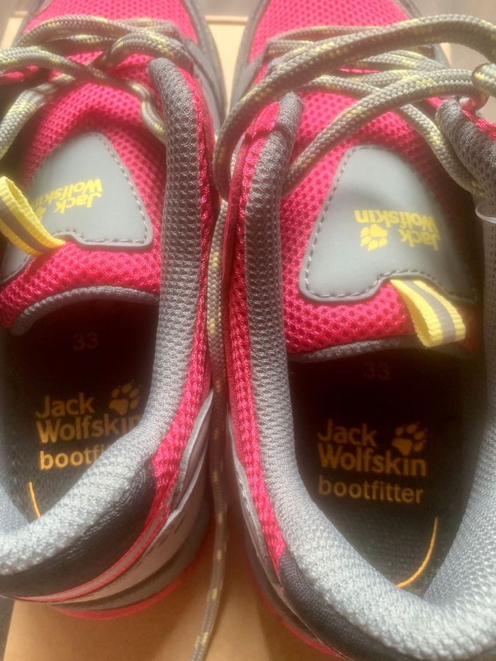 Jack Wolfskin Kinder MTN Wanderhalbschuhe Gr. 33 Neu Pink in Ebermannstadt