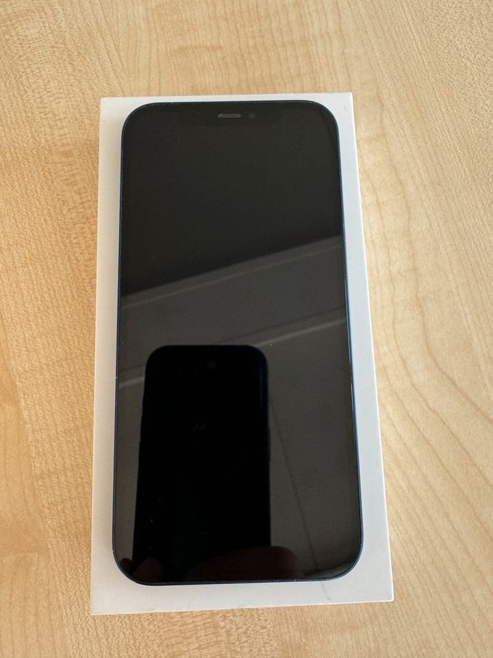 iPhone 12 Blau 64 GB in Stuttgart