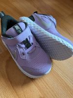Neu Nike Revolution 25 Schuhe Nordrhein-Westfalen - Neukirchen-Vluyn Vorschau
