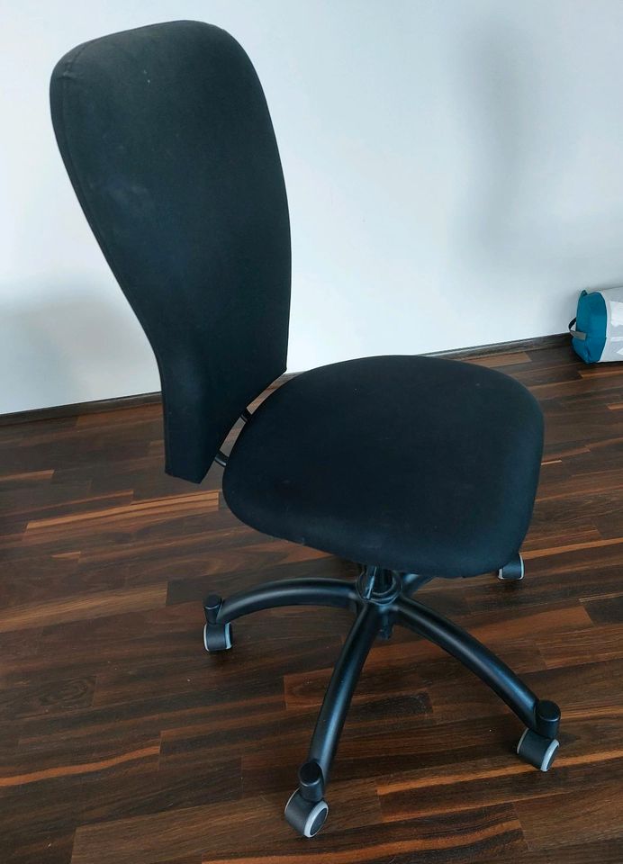 Ikea Schreibtischstuhl Drehstuhl Bürostuhl schwarz Rollen in Essen