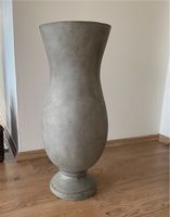 Standvase grau Betonoptik Nordrhein-Westfalen - Oerlinghausen Vorschau