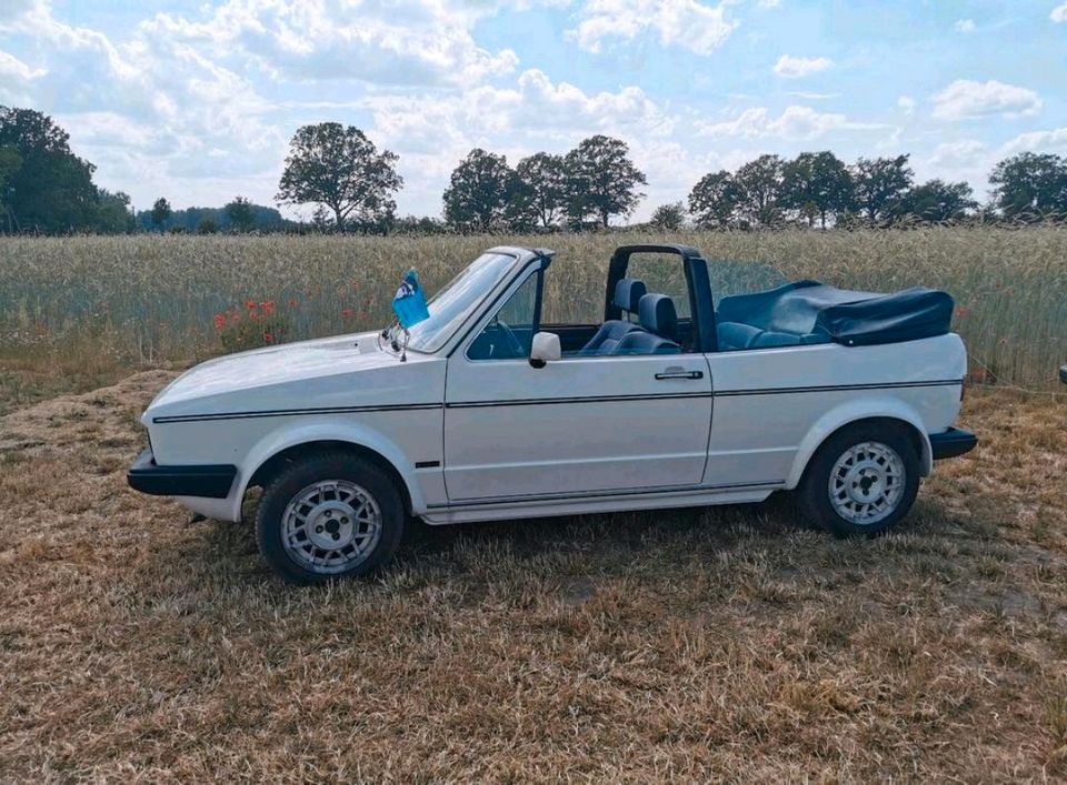 Golf 1 Cabrio, Winter edition, Oldtimer in Berlin