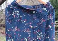 Esprit weite Hose Gr. 38/32 dunkelblau mit Blumen Brandenburg - Neuenhagen Vorschau