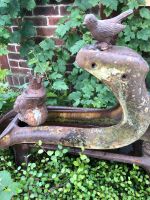 Rost Deko Vogeltränke Antik Tränke mit Vogel Rostdeko Garten Nordrhein-Westfalen - Ennigerloh Vorschau