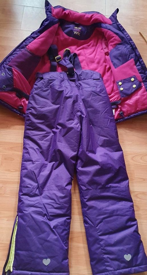 Anzug Jacke Hose Winteranzug Ski in Leipzig