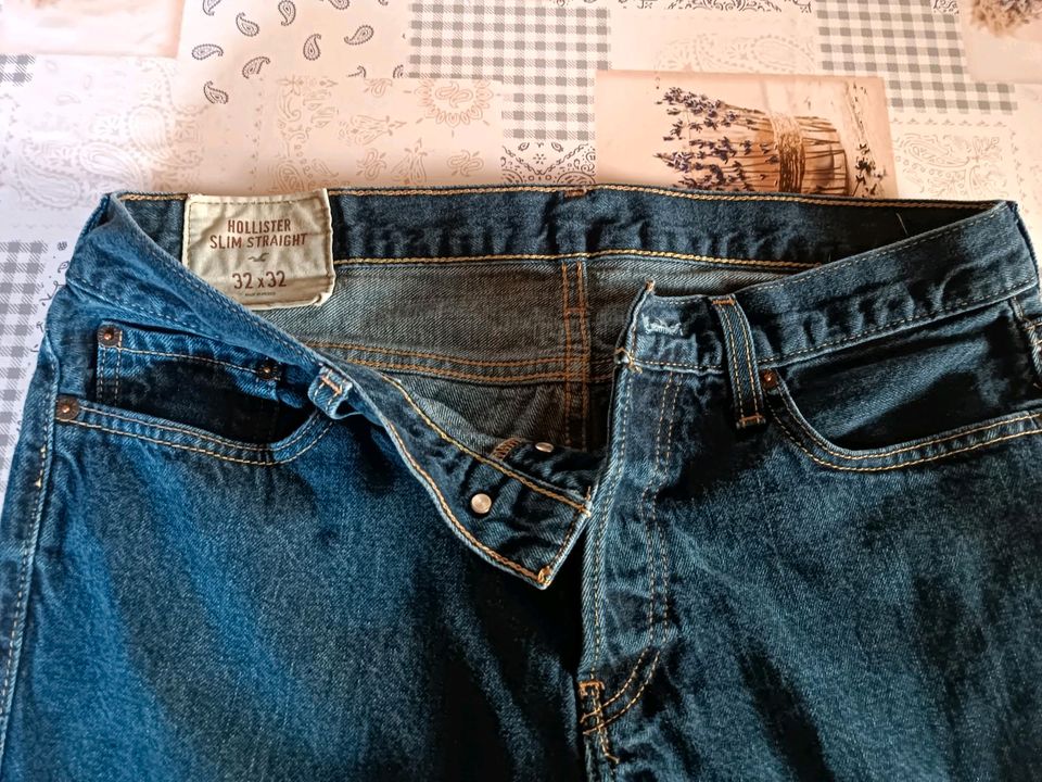 Jeans Hollister Slim Straight Größe 32x32 in Vilseck