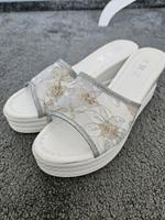 Sandalen Keilabsatz Sommerschuhe 39/40 Sachsen - Riesa Vorschau