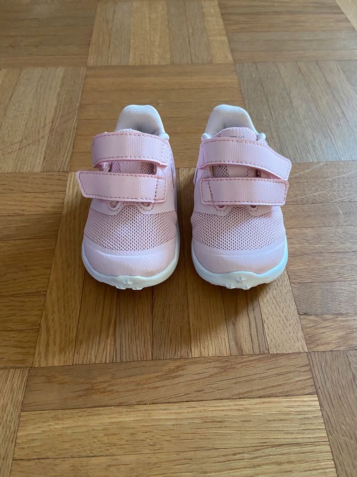 Nike Baby Schuh Sneaker Gr 18,5 in Schwetzingen