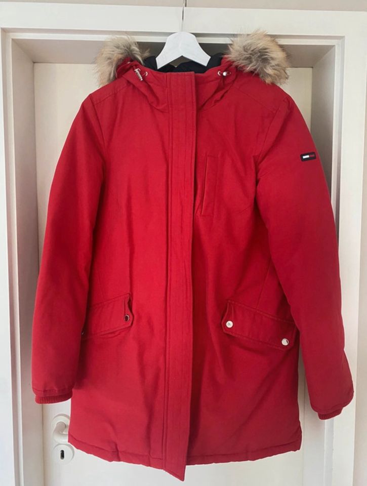 Echte Daunen Jacke Mantel Tommy Hilfiger Gr L 38/40/42 rot in Offenburg