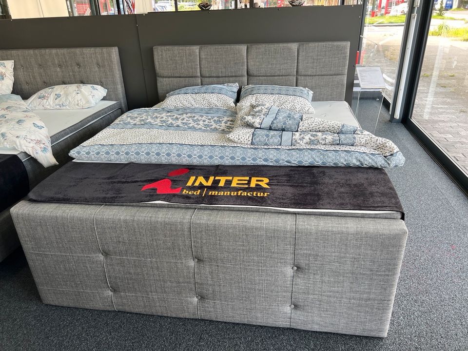 Boxspringbett Betten Doppelbett mit Fußteil 180 × 200 cm in Bielefeld