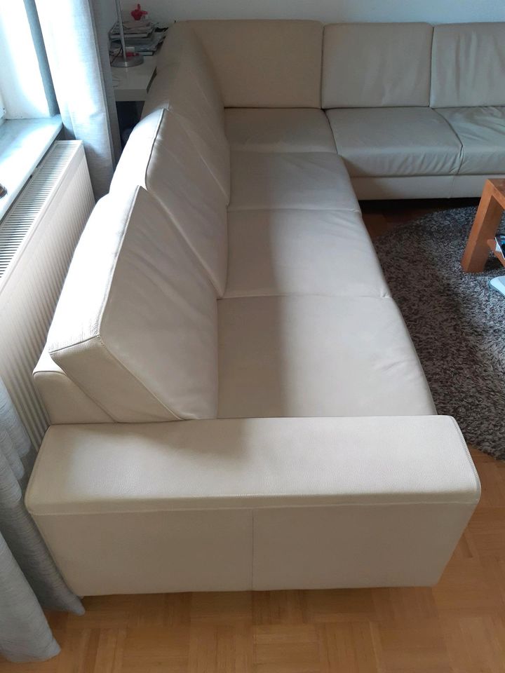 Große Leder Sofa Couch Sitzecke (3m x 3m) zu verkaufen in Hemmingen
