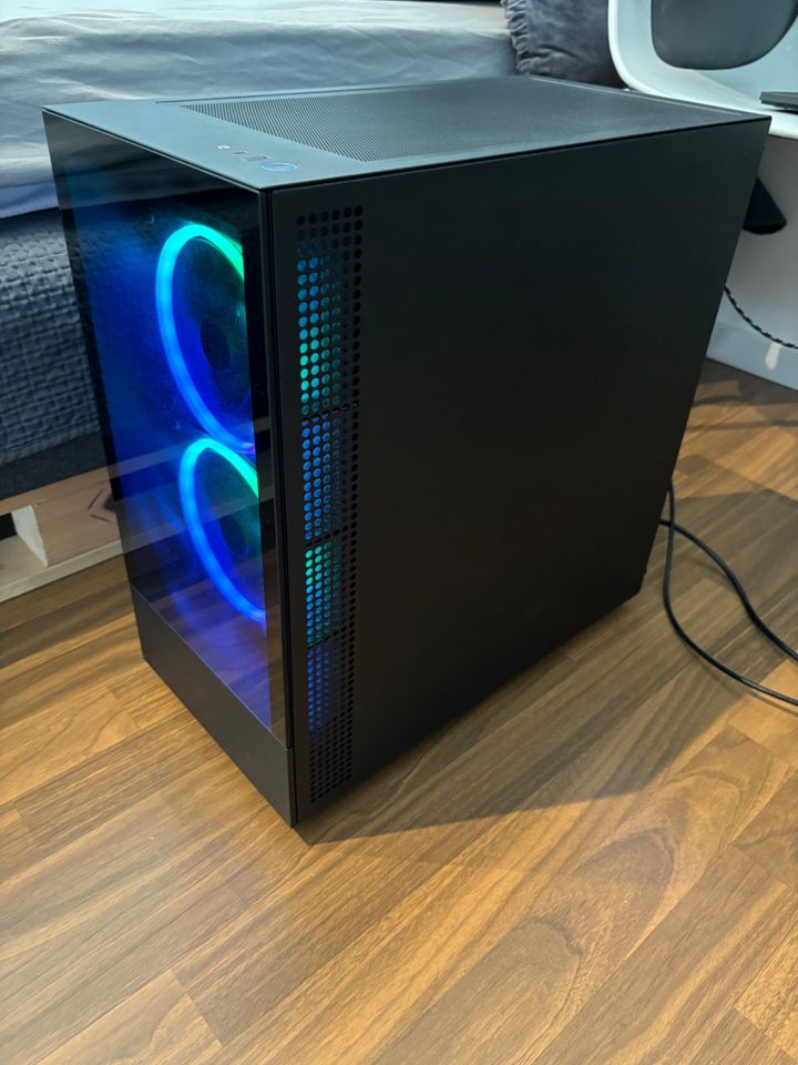 Gaming PC - AMD Ryzen 7 3700X, MSI GTX 1070, 16GB DDR4 Corsair in Vreden