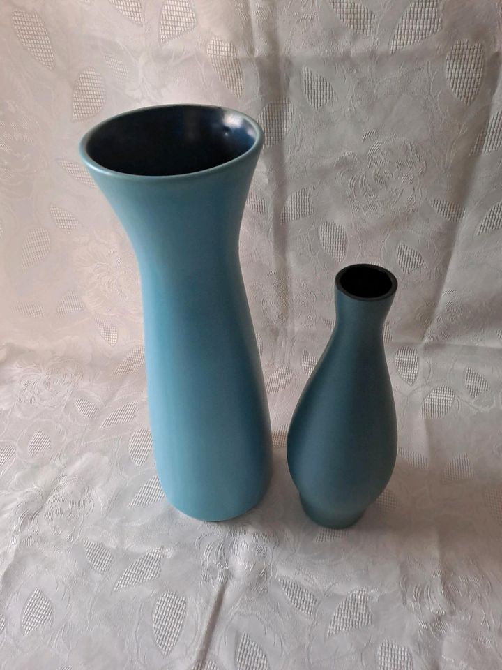 2 alte schöne Keramik Vasen 60iger Jahre in Wülknitz