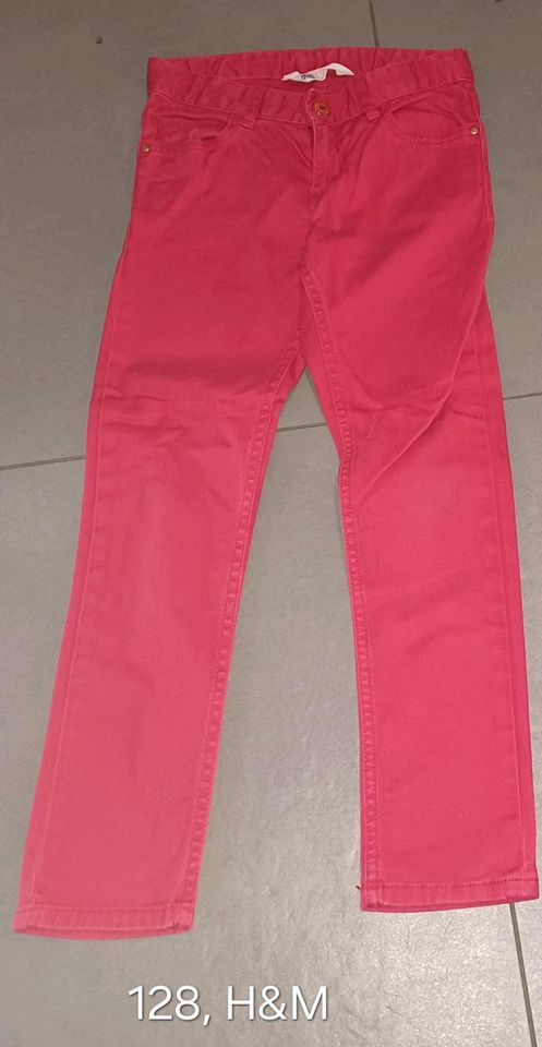 Rote Mädchen-Jeans von H&M, Gr. 128 in Ehningen