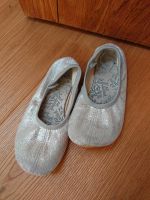 Gymnastikschuhe Silber Glitzer 29 Bayern - Schirmitz Vorschau