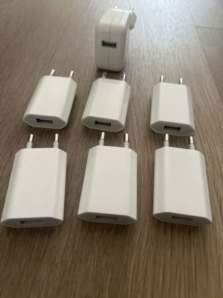 Apple Stecker USB Anschluss in Düsseldorf