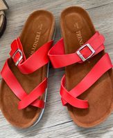 Schlappen Flipflops Pantoletten Sandalen rot 40 fussbett Hessen - Dietzenbach Vorschau