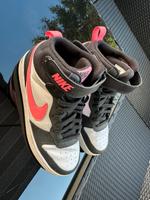 Nike Größe 37,5 Kr. München - Planegg Vorschau
