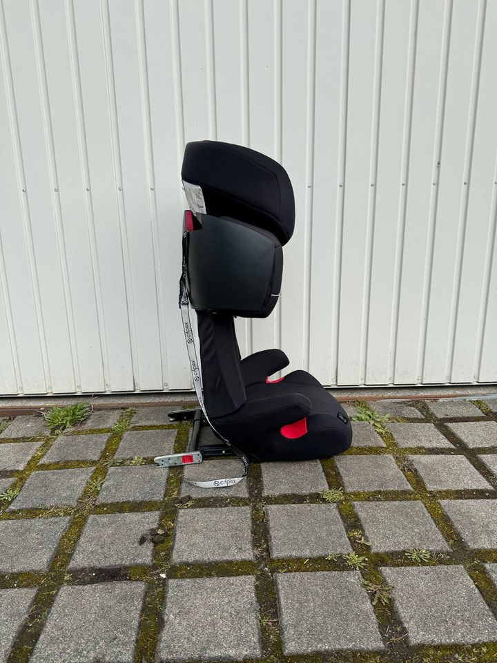 Cybex Kindersitz mit Iso Fix in Dresden