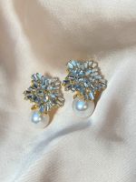 Neue goldene Ohrringe mit Perlen / Elegante Ohrringe Altona - Hamburg Bahrenfeld Vorschau