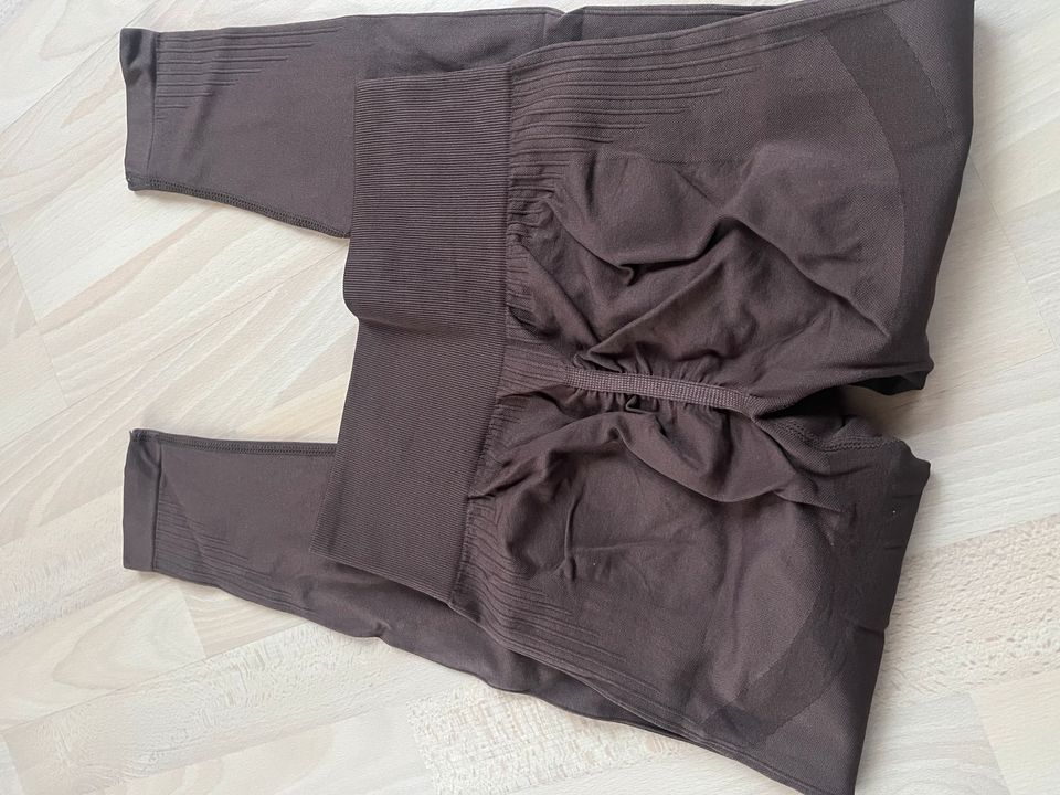 3x Leggins S / Preis für alle in Iserlohn