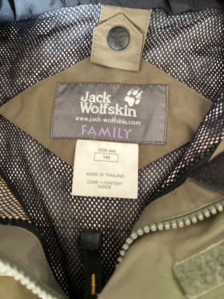 Jack Wolfskin Bogner Boss Bench Winterjacke Anorak Skijacke 140 in Augsburg