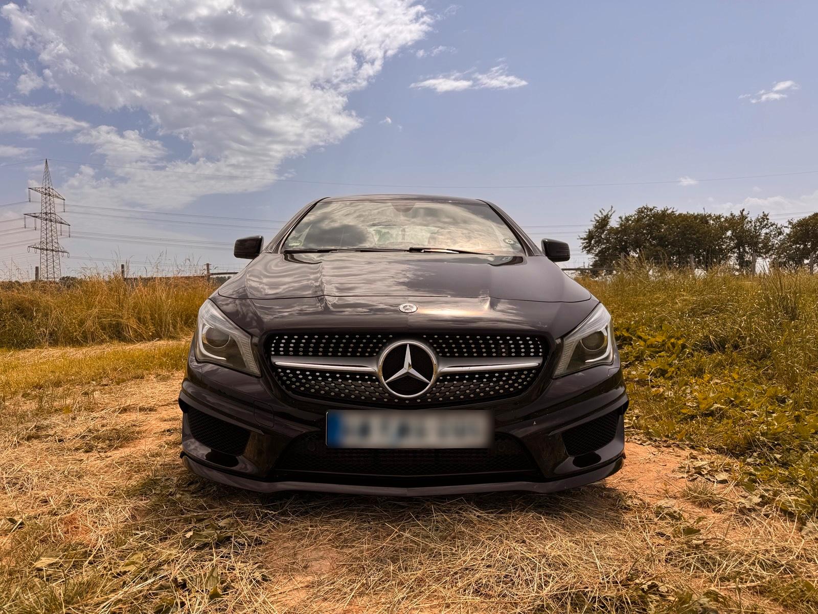 Abbildung des Autos Mercedes CLA 180 AMG Line