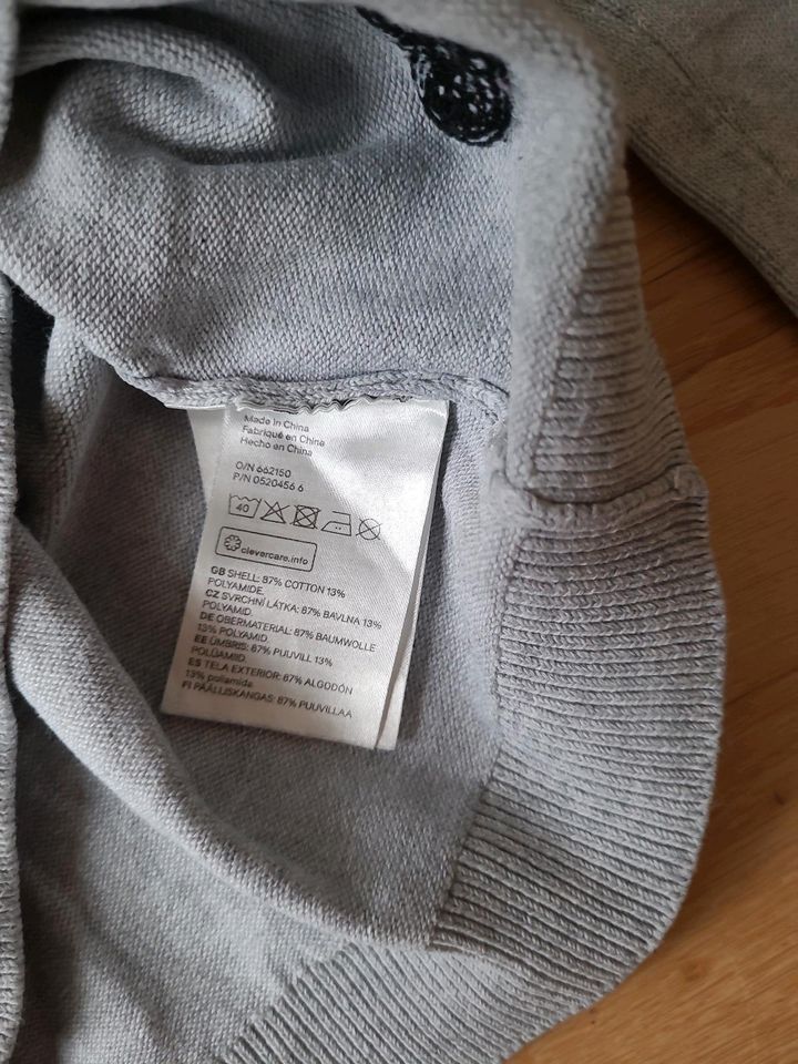 H&M Strick-Pullover Herzen grau in Leipzig