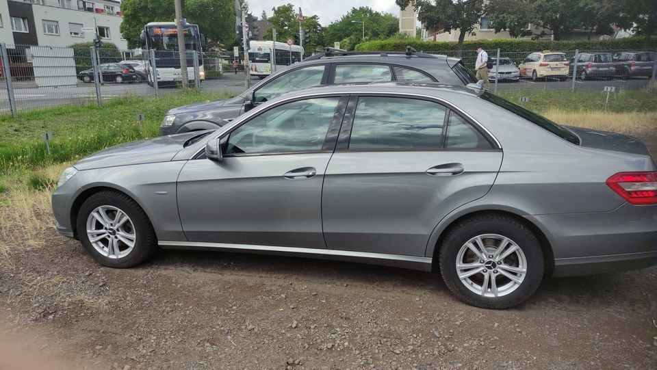 MB E200 CDI (2011) Limousine in Bonn