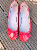 PRETTY BALLERINAS Ballerinas rot Lackleder Gr. 41,5 Berlin - Steglitz Vorschau