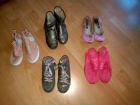 Sportschuhe Turnschuhe Sneaker Adidas Ballerina Stiefel Gr 32 Nordrhein-Westfalen - Lichtenau Vorschau