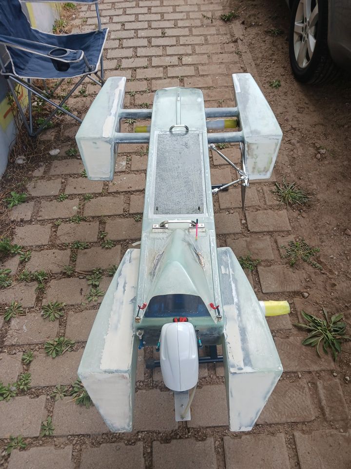 Outrigger voll carbon spirit fire 1:2 mgm Hpr mhz in Wiesbaden